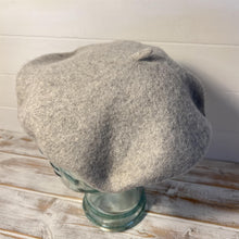 Load image into Gallery viewer, 100% Pure Wool Fashion Beret - Light Grey - Unisex - for Men & women