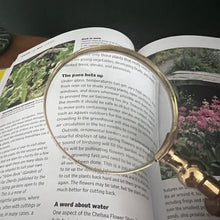 Load image into Gallery viewer, Elegant Regency Style Wooden Handle Magnifying Glass for Reading, Handheld Magnifier