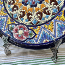 Load image into Gallery viewer, Pair of Large 10 inch Metal Easel Antique Nickel Finish | Plate holder | Display stand | Metal Frame Holders for Photo Pictures Decorative Plate Dish | 25cm (H) x 15cm  (Deep) | Picture Easel |Wedding tables