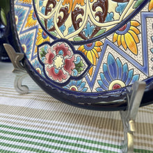 Load image into Gallery viewer, Set of 4 of Large 10 inch Metal Easel Silver Finish | Plate holder | Display stand | Metal Frame Holders for Photo Pictures Decorative Plate Dish | 25cm (H) x 15cm  (Deep) | Picture Easel |Wedding tables