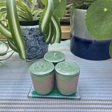 Load image into Gallery viewer, Set of 3 Heart (Green) - Chakra Candle | Standing at about 4.5 centimetres tall (1.75 inches), delicate aromas of Lavandin, Orange, and Tangerine,