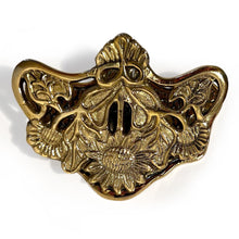 Load image into Gallery viewer, Elegant and Sturdy Polished Brass Sunflower Desk Clip โ Multifunctional Leaf Clamp, Binder Clip, and Bookmark for Office & Home