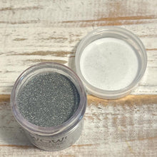Load image into Gallery viewer, Wow! Embossing Powder 15ml | POLISHED SILVER REGULAR| Free your creativity and give your embossing sparkle
