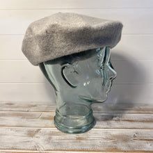 Load image into Gallery viewer, 100% Pure Wool Fashion Beret - Light Grey - Unisex - for Men & women