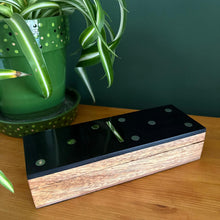 Load image into Gallery viewer, 𝗛𝗔𝗡𝗗𝗖𝗥𝗔𝗙𝗧𝗘𝗗 𝗪𝗢𝗢𝗗𝗘𝗡 𝗗𝗢𝗠𝗜𝗡𝗢 𝗦𝗘𝗧 with Silver Inlay and Acrylic Hinged Lid – Black & Natural Wood, Elegant Game Night Gift