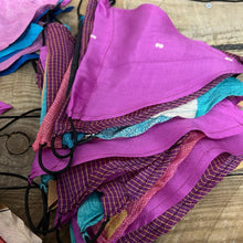 Load image into Gallery viewer, Bunting- Pink Colours