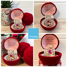 Load image into Gallery viewer, Glass bear in gift box for a special mum through and through