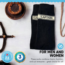 Load image into Gallery viewer, CAPTAIN PAIR OF SOCKS | Sailing Gift | Gifts for boat owners | Nautical socks | Cotton rich | Adult Size UK 6-12 EU 39-46
