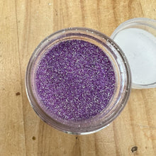 Load image into Gallery viewer, Wow! Embossing Powder 15ml | GRAPE FIZZ  regular | Free your creativity and give your embossing sparkle
