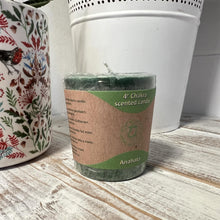 Load image into Gallery viewer, Heart (Green) - Chakra Candle | Standing at about 4.5 centimetres tall (1.75 inches), delicate aromas of Lavandin, Orange, and Tangerine,
