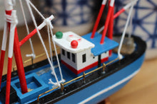Load image into Gallery viewer, Wooden model Blue Hull fishing boat with realistic fishing finishing touches Ornament