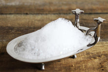 Load image into Gallery viewer, Vintage Style Silver colored bath soap holder