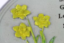 Load image into Gallery viewer, Free standing Grandad daffodil memorial plaque with inspirational verse