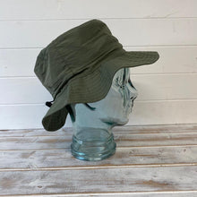 Load image into Gallery viewer, COUNTRY GREEN 58CM SHOWERPROOF BRIMMED TRILBY BUCKET STYLE HAT | Water-Repellent Bucket style Hat | 100% cotton | lightweight and breathable |foldable | Elasticated toggle for adjustable size
