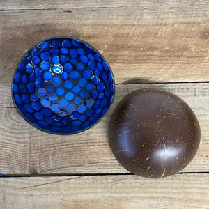 Two Coconut bowl with Deep Blue lacquered interior