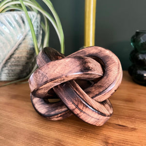 Rustic Wooden 3-Link Knot Ornament for Home Decor - Ideal for Living Room, Shelf & Coffee Table