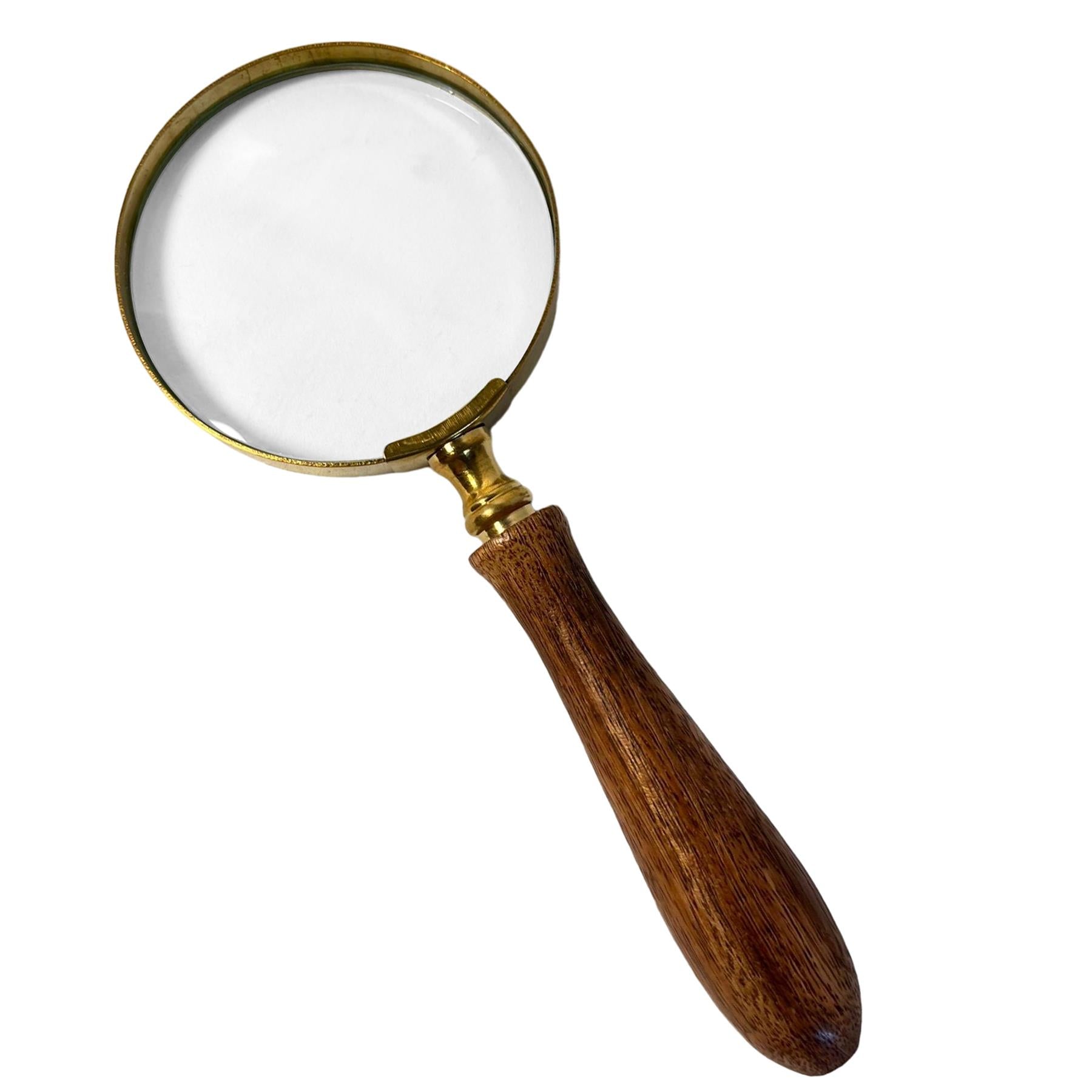 Stylish magnifying glasses for reading online