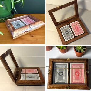𝗟𝗨𝗫𝗨𝗥𝗬 𝗪𝗢𝗢𝗗𝗘𝗡 𝗣𝗟𝗔𝗬𝗜𝗡𝗚 𝗖𝗔𝗥𝗗 𝗕𝗢𝗫 – 2 Decks, Brass Inlay, clear hinged lid