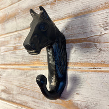 Load image into Gallery viewer, Sturdy Wall-Mounted Cast Iron Horse Head Hook Hanger for Hats, Coats, Clothes - Ideal for Kitchen, Bathroom, Bedroom, Office
