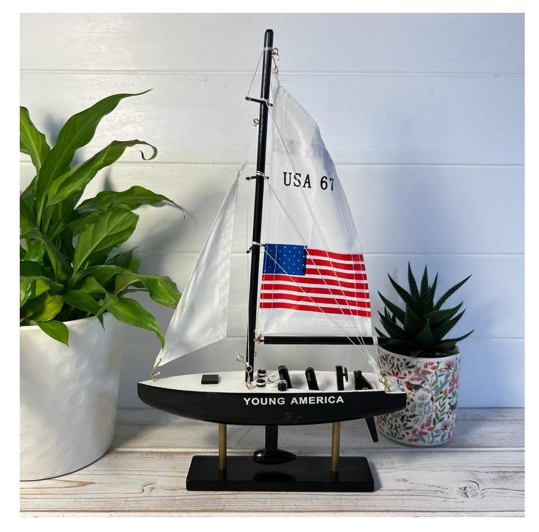 YOUNG AMERICA AMERICAS CUP MODEL YACHT | Sailing | Yacht | Boats | Models | Sailing Nautical Gift | Sailing Ornaments | Yacht on Stand | 33cm (H) x 21cm (L) x 4cm (W)