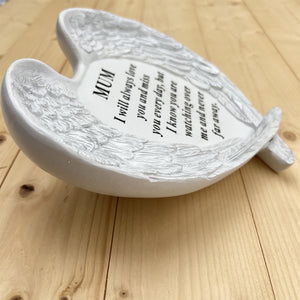 Angel Wings Memorial Ornament: Textured, Detailed Love Heart Plaque for Mum's Garden/Grave