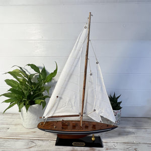 J Class Wooden ENDEAVOUR MODEL YACHT | Richly Detailed Endeavour Model | Yacht Ornaments | Sailing Yacht on a Display Stand | Sailing | Boats