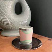 Load image into Gallery viewer, Heart (Green) - Chakra Candle | Standing at about 4.5 centimetres tall (1.75 inches), delicate aromas of Lavandin, Orange, and Tangerine,
