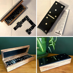 𝗛𝗔𝗡𝗗𝗖𝗥𝗔𝗙𝗧𝗘𝗗 𝗪𝗢𝗢𝗗𝗘𝗡 𝗗𝗢𝗠𝗜𝗡𝗢 𝗦𝗘𝗧 with Silver Inlay and Acrylic Hinged Lid – Black & Natural Wood, Elegant Game Night Gift