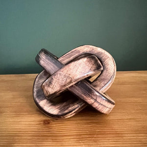 Rustic Wooden 3-Link Knot Ornament for Home Decor - Ideal for Living Room, Shelf & Coffee Table