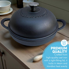 Load image into Gallery viewer, 24cm Cast Iron 𝗗𝗨𝗧𝗖𝗛 𝗢𝗩𝗘𝗡 𝗕𝗥𝗘𝗔𝗗 𝗣𝗔𝗡 – Matte Black, Ideal for Artisan &amp; Sourdough Bread

