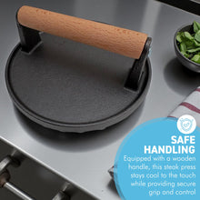 Load image into Gallery viewer, 𝗛𝗘𝗔𝗩𝗬 𝗗𝗨𝗧𝗬 𝗖𝗔𝗦𝗧 𝗜𝗥𝗢𝗡 𝗦𝗧𝗘𝗔𝗞 𝗣𝗥𝗘𝗦𝗦: 17cm (7in) Non-Stick Round Grill Press | Wooden Handle for Burgers, Bacon &amp; Steaks | Flat Top Griddle | BBQ Meat Press

