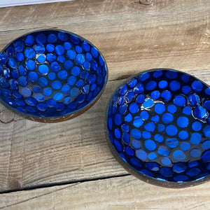 Two Coconut bowl with Deep Blue lacquered interior
