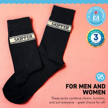 Load image into Gallery viewer, SKIPPER PAIR OF SOCKS | Sailing Gift | Gifts for boat owners | Nautical socks | Cotton rich | Adult Size UK 6-12 EU 39-46
