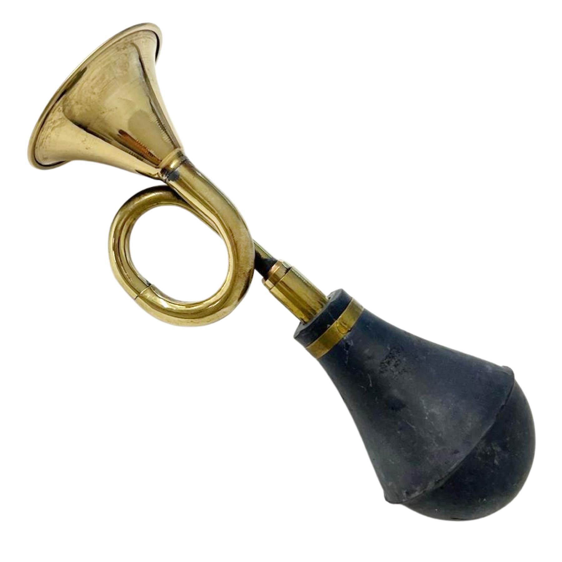 Replica vintage bulb honky horn with black rubber plunger, Air horn