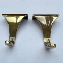 Load image into Gallery viewer, Set of 2 POLISHED BRASS PICTURE RAIL HOOK 2 Inches / 50mm | Victorian Fittings | Victorian House | Picture Hook | Dado picture rail | picture rail hangers | picture hook no nails
